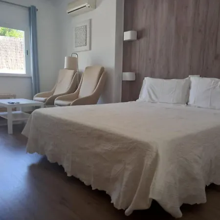 Welwitshia Guest house Carvoeiro (Lagoa)