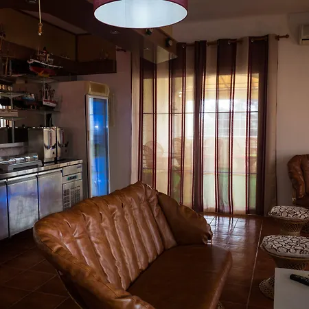 Welwitshia Mirabilis Гостевой дом 4*